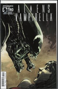 Aliens/Vampirella #2 (2015) Vampirella