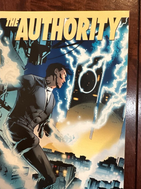 The Authority #16 (2010)