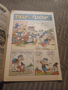 Ziggy Pig Silly Seal #4 1945 Timely/Marvel Golden Age Comic Missing Centerfold