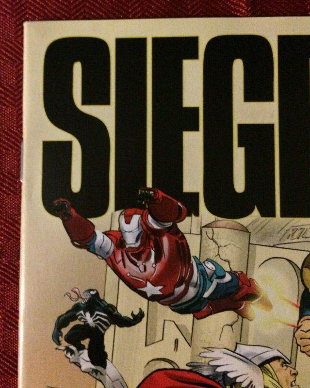 Siege #1 (2015) Hastings Variant Marvel NM Secret Wars Connecting