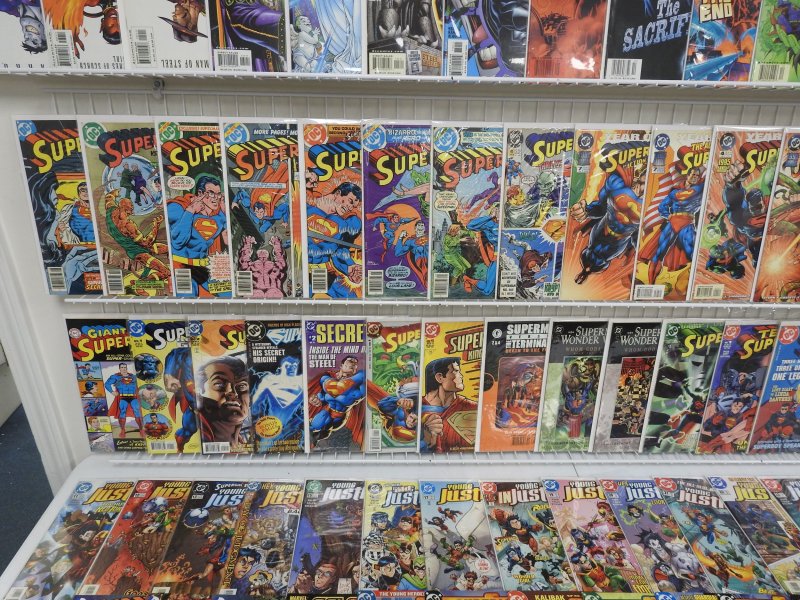 Huge Lot 140 Comics W/ Superman, Young Justice, +More! Avg VF Condition!