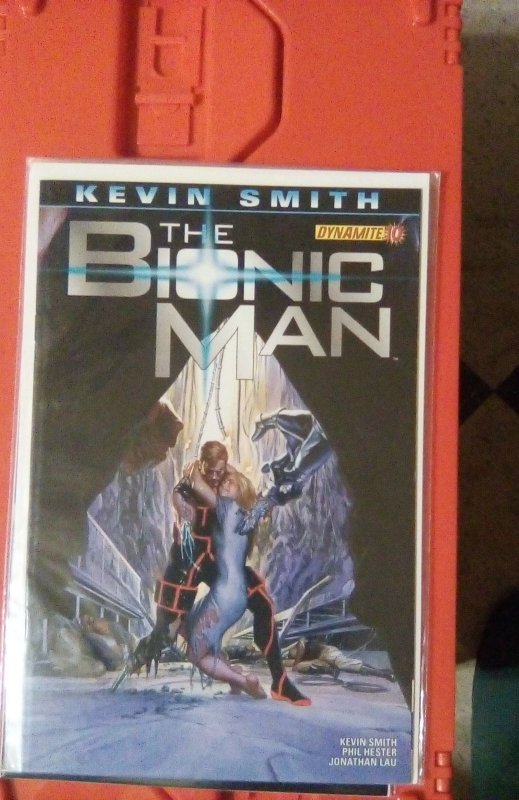 The Bionic Man #10 (2012)
