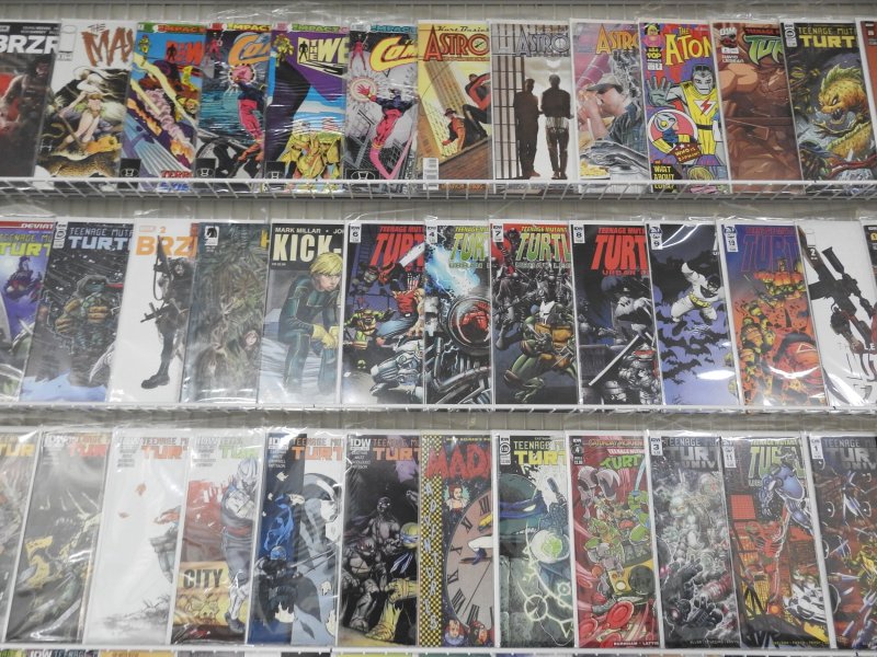 Huge Lot 140+ Comics W/ Teenage Mutant Ninja Turtles, Spawn+ Avg VF+ Condition!!