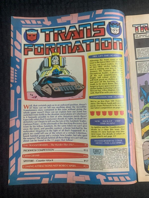 1987 THE TRANSFORMERS Marvel UK Comic Magazine #98 FVF 7.0 with Galvatron Badge!