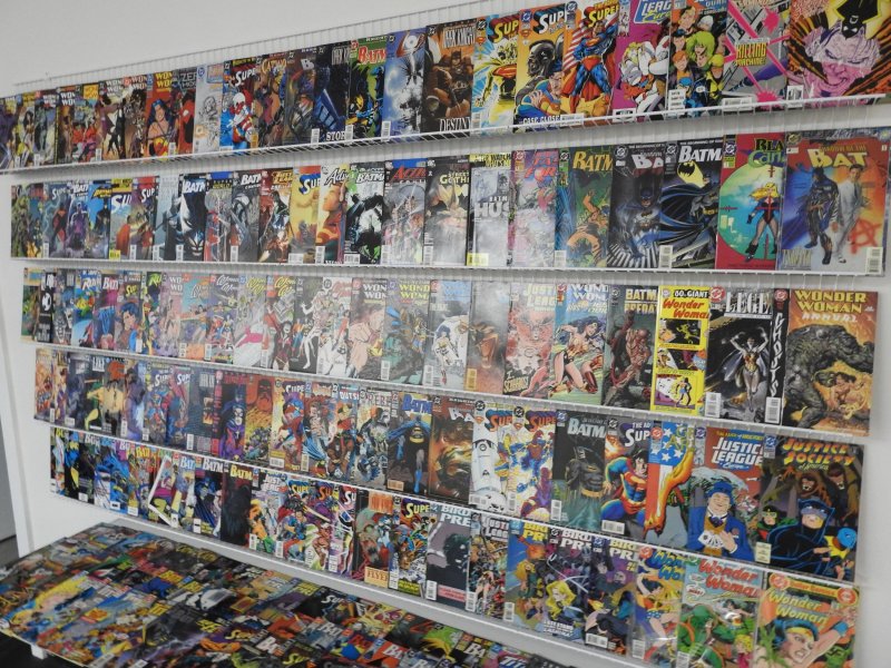 Huge Lot 170+ comics w/ Wonder Woman, Batman, Superman & more!