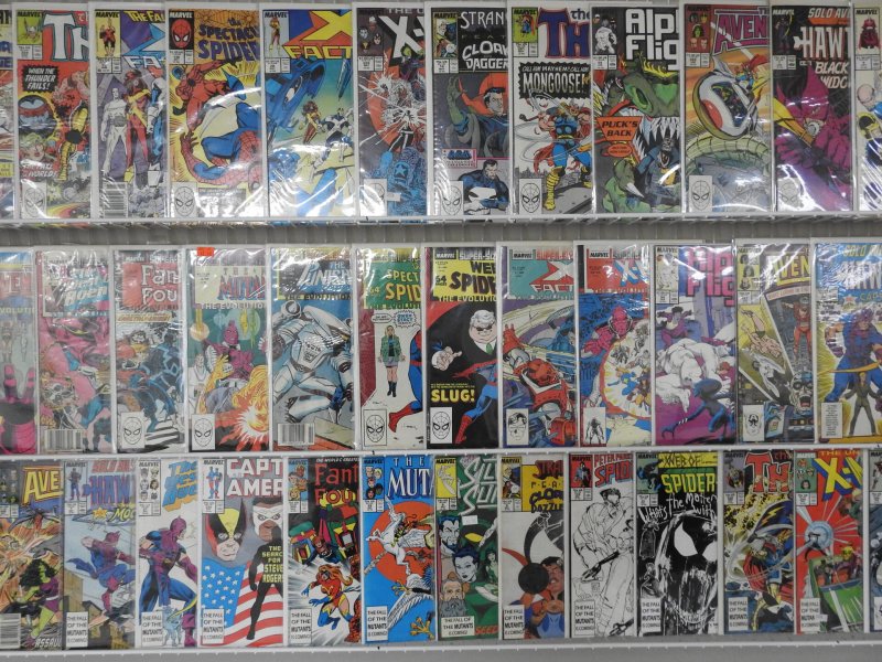 Huge Lot 140+ Comics W/ Silver Surfer, Avengers, Daredevil+ Avg VF- Condition!!