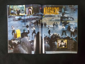 Batman: Official Movie Souvenir Magazine 1989 Topps