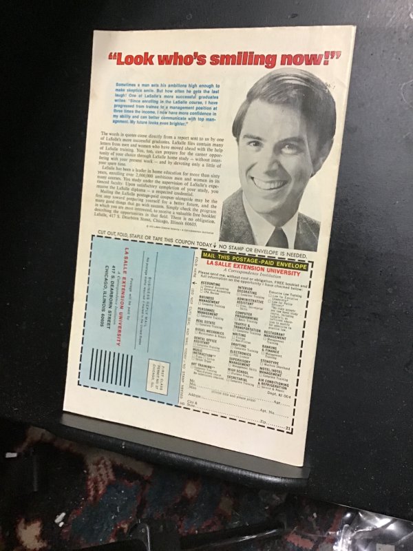 The Avengers #153 (1976) Whizzer returns! Leaving Laser Mid-high-grade key FN/VF