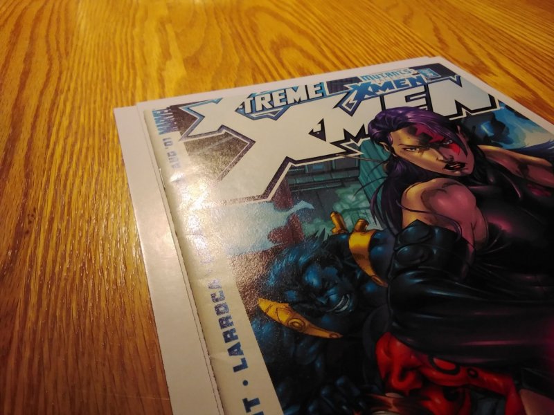 X-Treme X-Men #2 Larroca Cover Newsstand Edition (2001)