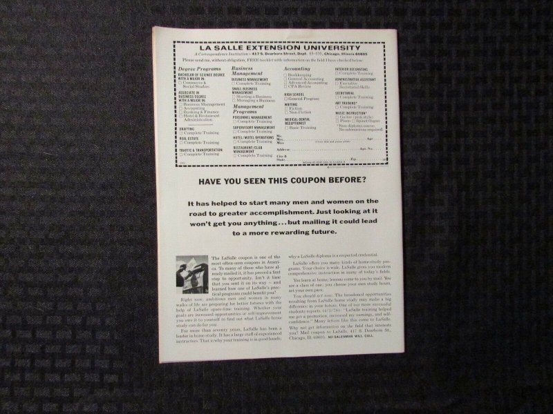 1979 HOWARD THE DUCK Magazine #1 VF- 7.5 Michael Golden