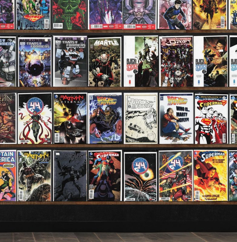 Huge Lot 150+ Comics with Captain America, The Flash, Superman & More!