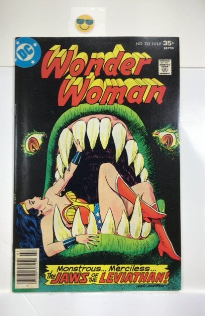 Wonder Woman #233 (1977)FN-VFN very nice with black cover