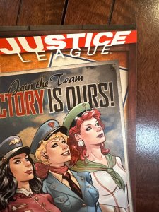 Justice League #43 Variant Cover (2015)