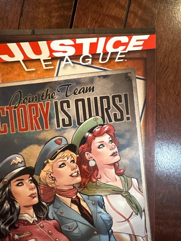 Justice League #43 Variant Cover (2015)