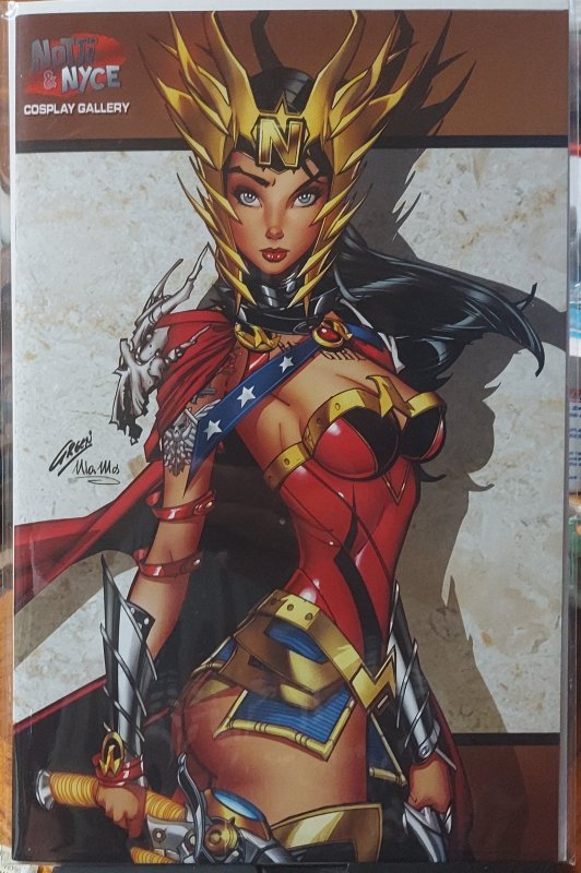 Notti & Nyce Cosplay Gallery Wonder Woman NM ltd to 500 by Paul Green