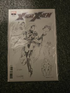 X-treme X-Men #1 1:10  Storm B&W Design Variant NM