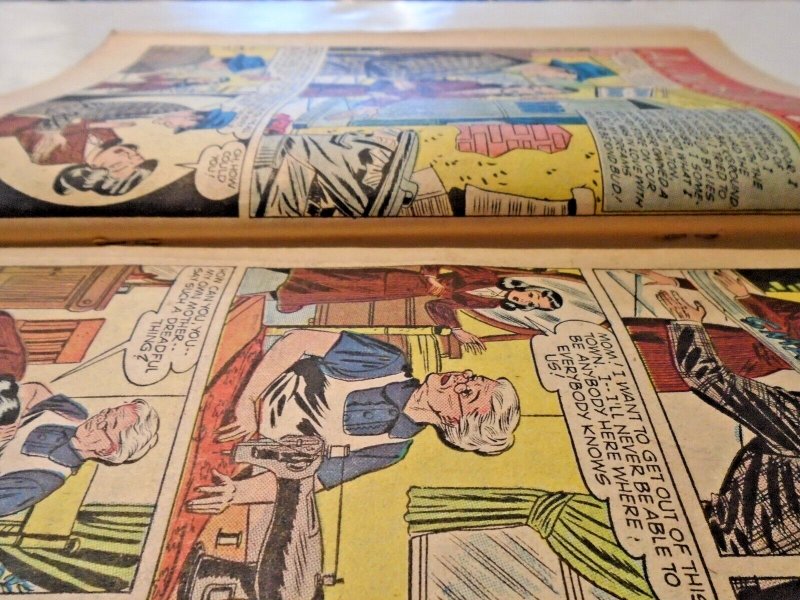 Real Love (1949, Ace) #32vg; Beautiful Painted cover, Scarce