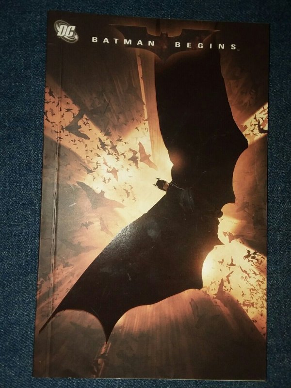 Batman Begins RARE MINI TPB (2005 Special DVD Issue) #1-1ST VF trade paperback