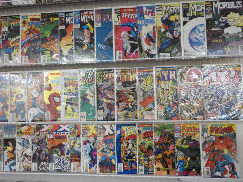 Huge Lot of 130+ Comics W/ Wolverine, Spider-Man, Daredevil Avg. VF Condition.