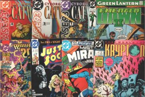 DC Comics Lot of 21 issues-Catwoman-Star Trek-Flash-1990's-Hawkman-Huntress