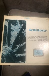 Big Bill BR0ONZY LP, great cond