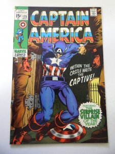 Captain America #125 (1970) VG/FN Condition 1/4 Spine Split, rusty staple