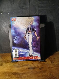 Runaways #7 (2005) Runaways [Key Issue]