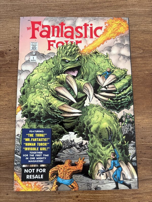 Fantastic Four # 1 VF/NM Marvel Comic Book Toy Biz Variant Cover 2 J295