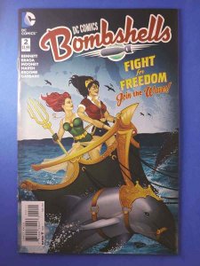 Bombshells #2 Fight for Freedom VF+ DC Comics C33A