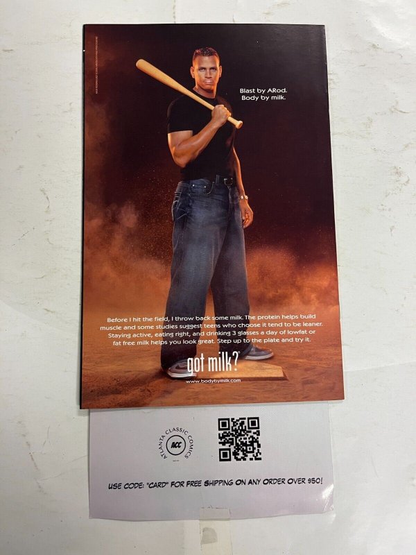 Ms Marvel #8 NM Marvel comic book 29 MS22