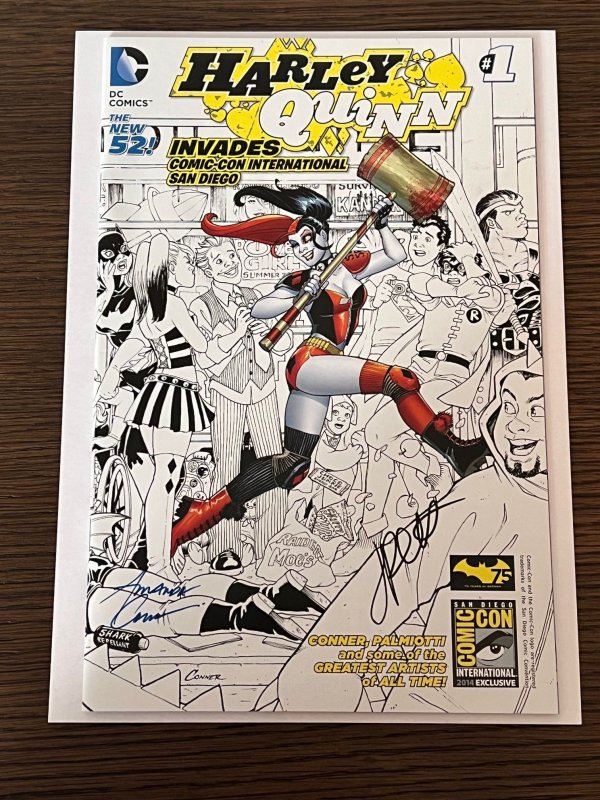 Harley Quinn Invades Comic-Con (2014). NM+. Signed by Conner/Palmiotti.