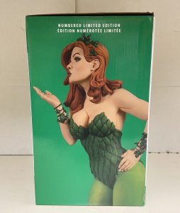 DC Direct DC Cover Girls Poison Ivy Frank Cho Statue