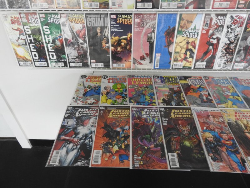 Huge Lot 150+ Comics W/ Thor, Spider-Man, Vision, +More! Avg VF+ Condition!