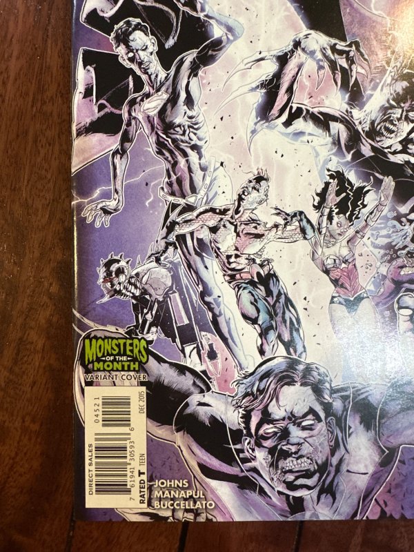 Justice League #45 Variant Cover (2015)