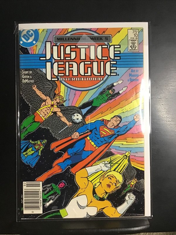 Justice League International #10 Comic Book 1988 VF+ DC Green Lantern