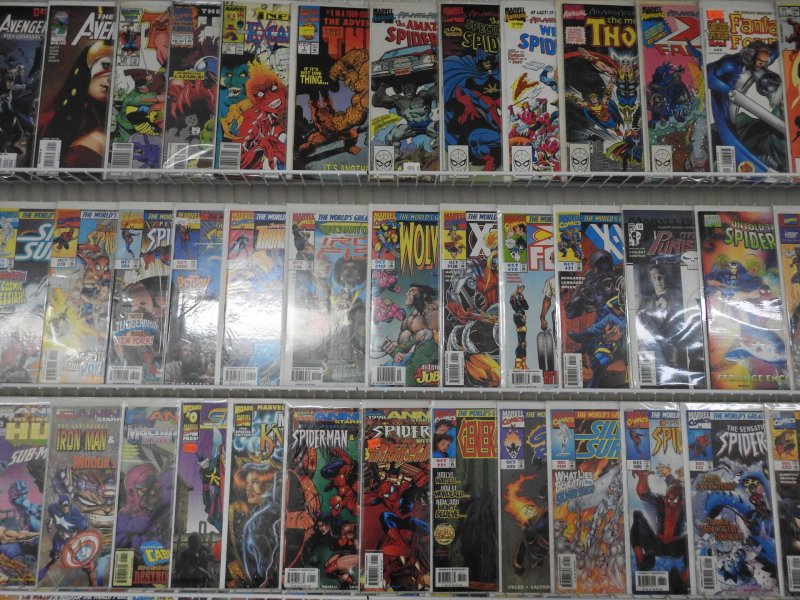 Huge Lot 130+ Comics W/ Avengers, Spider-Man, Alpha Flight+ Avg VF+ Condition!