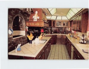 Postcard Kitchen Gold Pyramid Museum Wadsworth Illinois USA