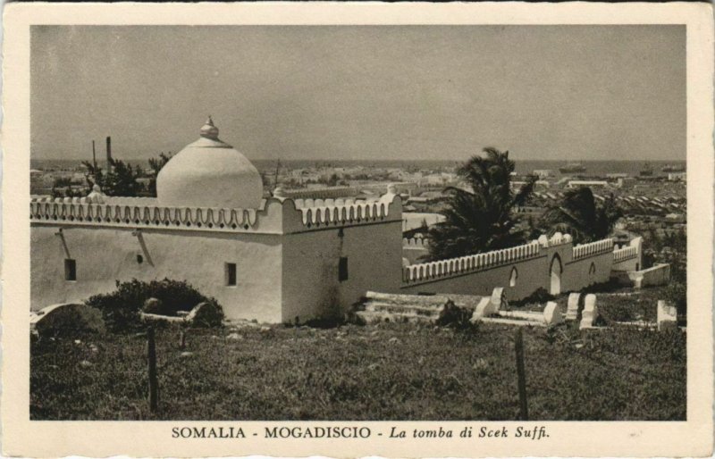 CPA AK Mogadishu - Mogadiscio - La Tomba di Scek Suffi SOMALIA (1084609)