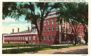 Vintage Postcard 1946 Iowa Memorial Union University Building Iowa Iowa City IA