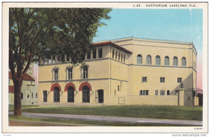 Auditorium, Lakeland, Florida, 10-20s