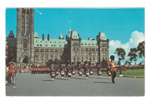 Changing Of The Guard Parliament Hill Ottawa Ontario Canada, Vintage Postcard #1