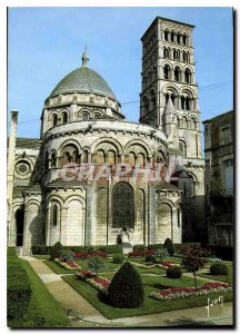 Modern Postcard Angouleme Charente La Cathedrale Saint Pierre and Gardens