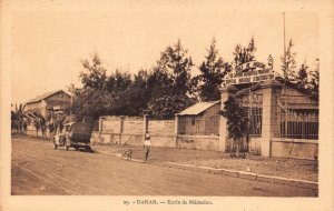 Senegal Dakar Ecole de Medecine School Medicine vintage postcard B911