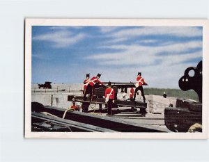 Postcard Red Coats re-enact early days at Fort Henry, Kingston, Canada