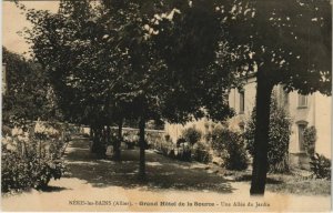 CPA neris les bains grand hotel de la source, une Allee du jardin (1155988) 