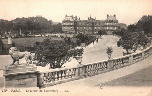 Vintage Postcard Le Jardin Du Luxembourg Paris France