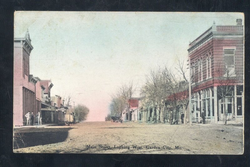 GARDEN CITY MISSOURI DOWNTOWN DIRT STREET SCENE VINTAGE POSTCARD MO.