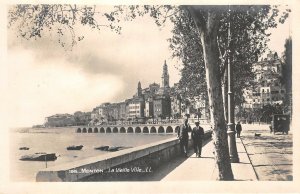 Lot301 la vieille ville  menton  france real photo