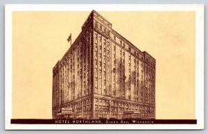 Green Bay Wisconsin~Hotel Northland~Coffee Shop~Cocktail Lounge~Vintage Postcard