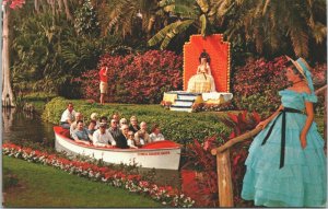 USA Throne Of Citrus Royalty Cypress Gardens Florida Chrome Postcard 03.47